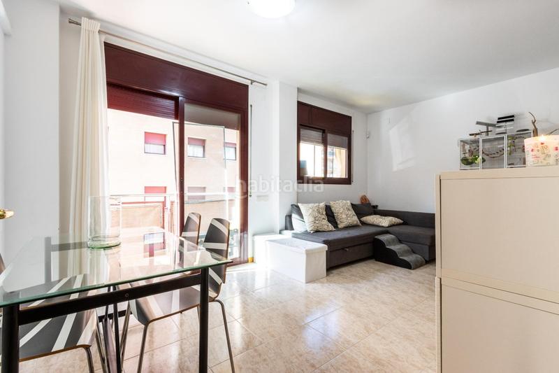 Foto 40143129-98e8-43e4-8f37-4781a3984698. Pis amb calefacció aparcament piscina a Campoamor Sabadell