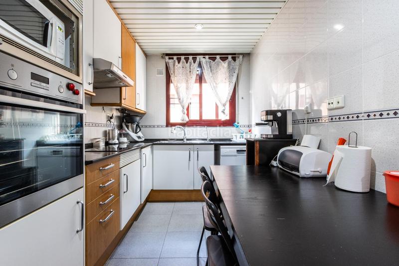 Foto cf3a370e-2bad-43ca-899e-0f0de74e5c77. Pis amb calefacció aparcament piscina a Campoamor Sabadell