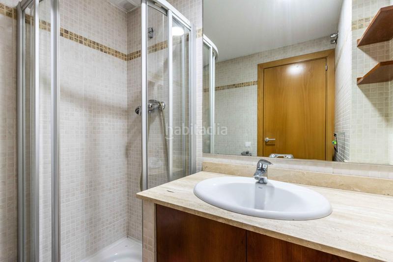 Foto 4f035a4f-1877-4613-ba6b-823725841303. Dúplex al lado del mercado central !!! en Centre Sabadell