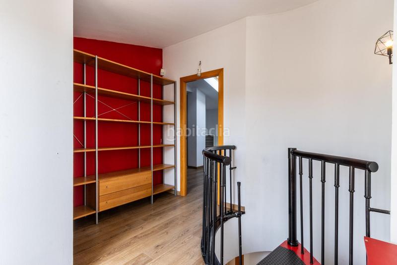 Foto 56d51a3b-b8c4-442f-8cdd-56afbb42e927. Dúplex al lado del mercado central !!! en Centre Sabadell