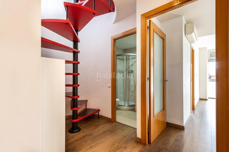 Foto ab863c74-8ee8-4653-9586-6d9d9fc1aae4. Dúplex al lado del mercado central !!! en Centre Sabadell