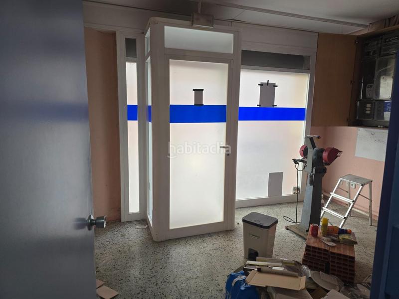 Foto 8a8aeaba-745a-4f6c-883b-6c45f4e957cf. Local comercial local en venta en el centro !! en Castellar del Vallès