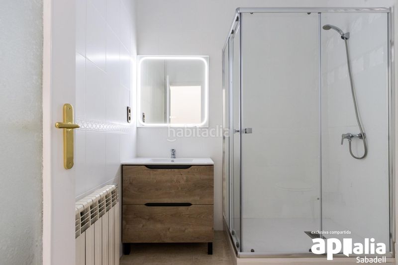 Foto 2a9a9511-de04-4290-9ddb-7563aa521e26. Planta baixa a Creu Alta Sabadell