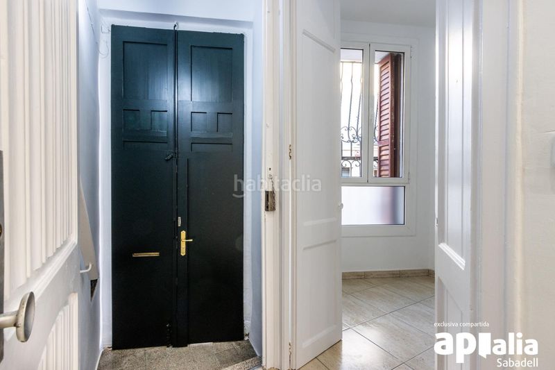 Foto e1677eb8-7847-4ee1-a3ae-b02d21bd54ed. Planta baixa a Creu Alta Sabadell