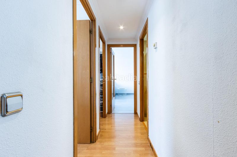 Foto 5ff3d4f9-846b-4c54-aa66-72b0c877e030. Piso  3 hab con piscina comunitaria en Les Arenes - La Grípia - Can Montllor Terrassa