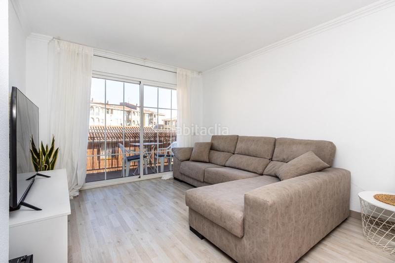 Foto db596bfb-02cd-4fb3-90c6-093d3dd05c6b. Piso  3 hab con piscina comunitaria en Les Arenes - La Grípia - Can Montllor Terrassa