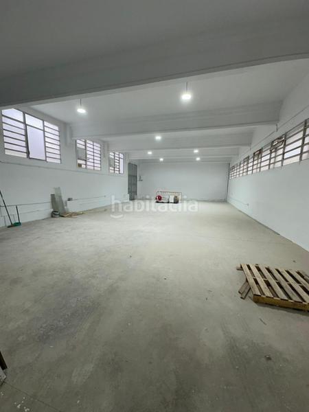 Foto efe0810e-b5af-4727-9c31-0a6677f83d5a. Rent industrial building in Hostafrancs Sabadell