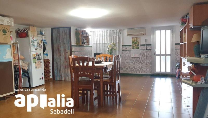 Foto 53d21823-f410-4b57-a7cc-370438c9385f. Maison avec chauffage dans Creu de Barberà Sabadell