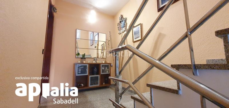 Foto 77aeb793-c71d-49b7-a571-45dbc51e3d3c. Casa amb calefacció a Creu de Barberà Sabadell