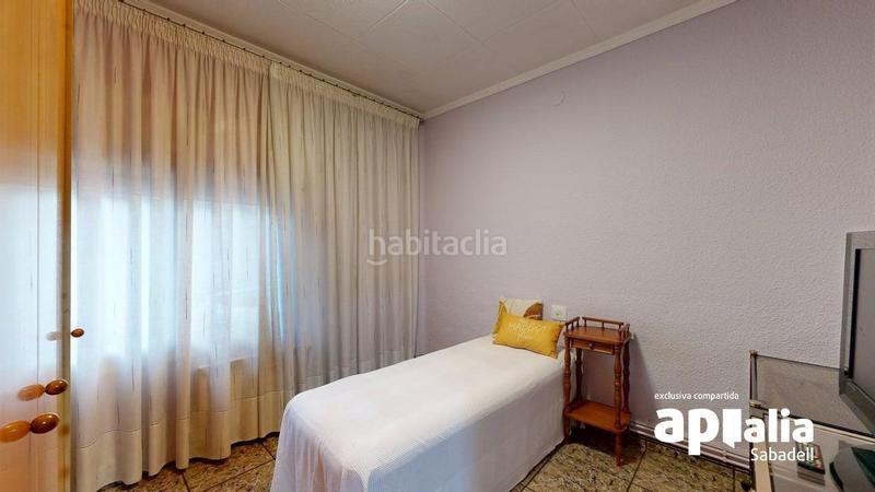 Foto c7070fea-fa5a-401e-943c-031472216988. Casa amb calefacció a Serra d'en Camaró Sabadell