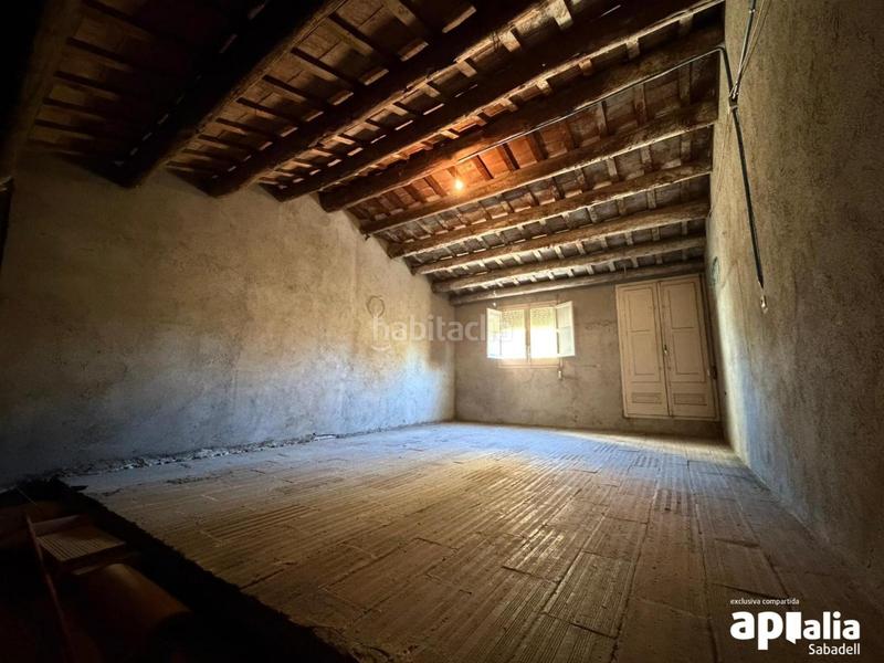 Foto b8a2cacc-f990-45ca-a064-81617d2be650. Zweistöckige wohnung in Creu Alta Sabadell