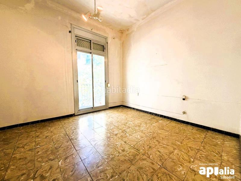 Foto e45ce670-7837-42d4-988a-9aa17e376825. Zweistöckige wohnung in Creu Alta Sabadell