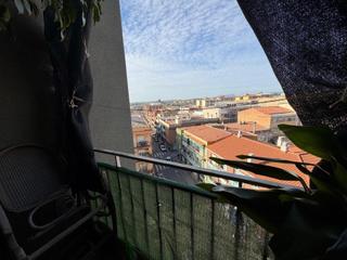 Piso en Can Rull. Piso para reformar en via alexandra 4 habitaciones