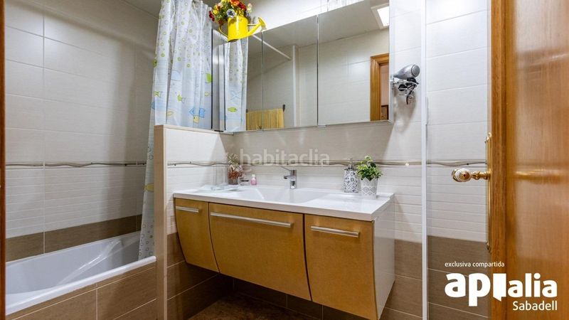 Foto d6734eb4-2a02-4682-8f9e-4e59ebdb9b42. Casa amb aparcament a Les Arenes - La Grípia - Can Montllor Terrassa