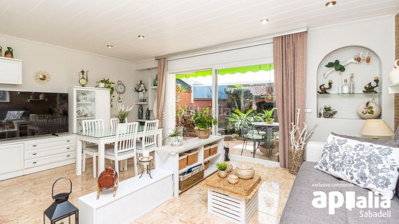 Foto ea91afda-fcf8-49ea-bc73-10bb8c7a7b41. Casa amb aparcament a Les Arenes - La Grípia - Can Montllor Terrassa