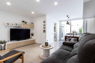 Maison  Viladomat de. Casa reformada en gr�cia, sabadell