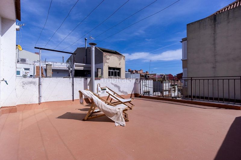 Foto bf2e7514-b5eb-4d91-bd50-3d8e04f2a3f7. Casa adossada amb aparcament a Creu Alta Sabadell