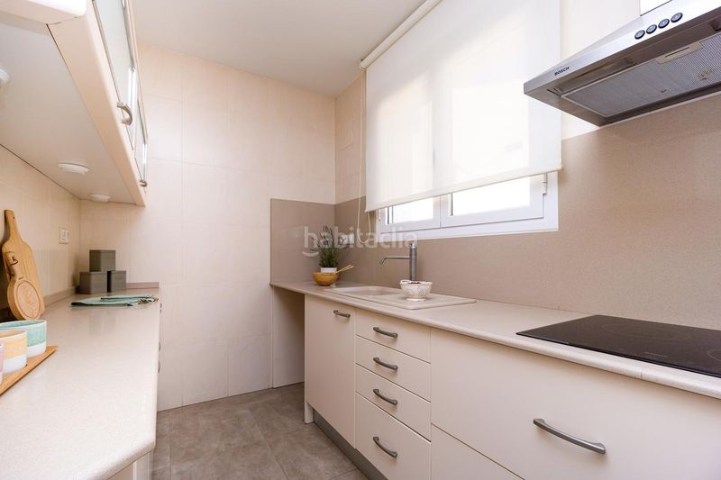 Foto fdfdbf89-9c6f-4d67-9d4b-c52cc7a5751d. Casa adossada amb aparcament a Creu Alta Sabadell