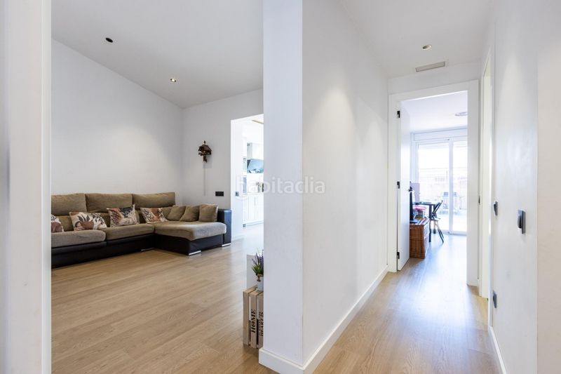 Foto 41b1427f-7a7c-4f0e-81a8-17a193c2edec. Casa magnifica casa reformada para entrar a vivir! en Sabadell