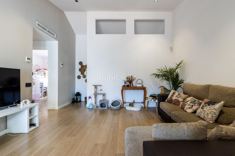 Foto df71bc07-1917-403f-b5d7-95529818fedb. Casa magnifica casa reformada para entrar a vivir! en Sabadell