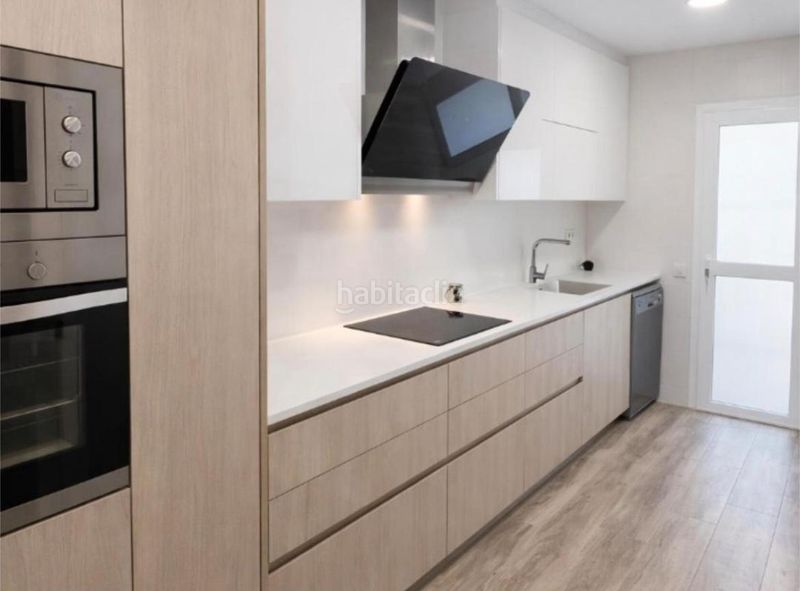 Foto 54ced102-5b30-4a47-94f9-3151de9eb8f2. Casa amb calefacció a La Plana del Pintor Sabadell