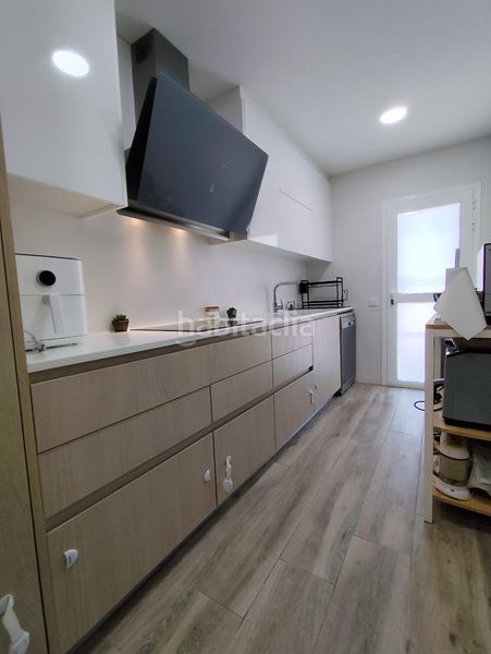 Foto a35d1bb7-8362-4840-868f-2150f18c3f64. Casa amb calefacció a La Plana del Pintor Sabadell