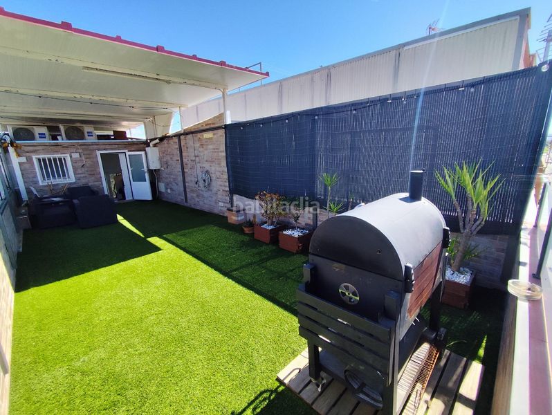 Foto e17ef9c8-1d92-450d-8f84-7fbd3d08eedc. Casa amb calefacció a La Plana del Pintor Sabadell