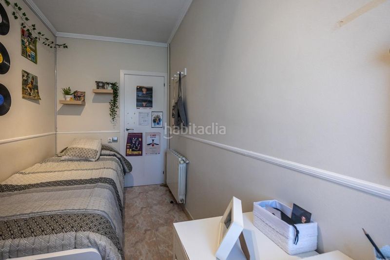 Foto d353ea2e-44fc-4fd1-95d7-d98f00d9a3c0. Casa amb aparcament a Serra d'en Camaró Sabadell