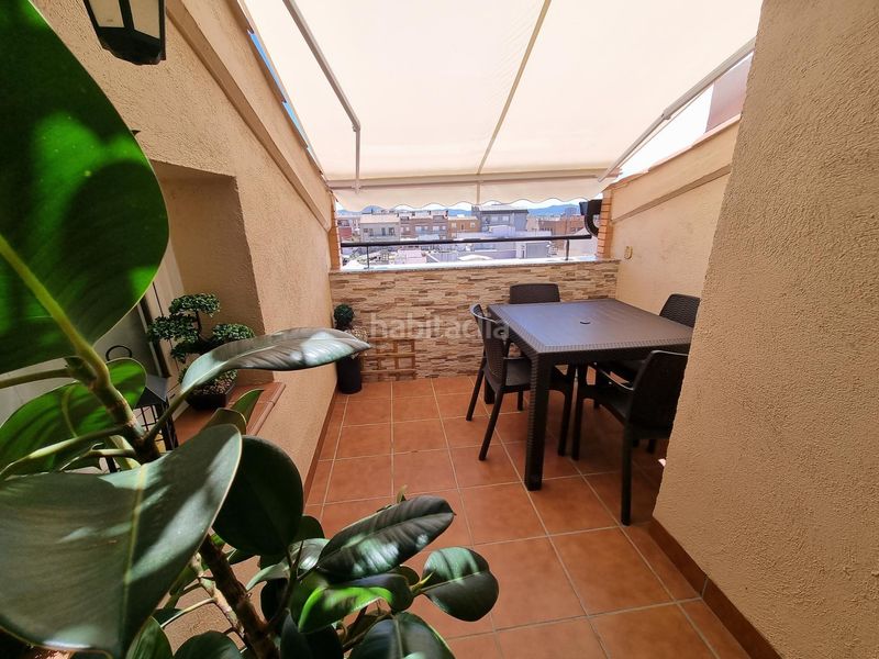 Foto d39dbbe2-88c6-4ee0-ab86-b7e6fc99c7ac. Ático  dúplex de con terraza en Can Rull Sabadell