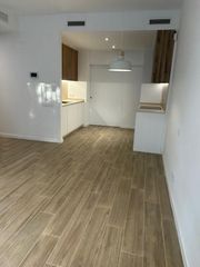 Erdgeschoss  Pla�a pep ventura. En la creu alta de sabadell