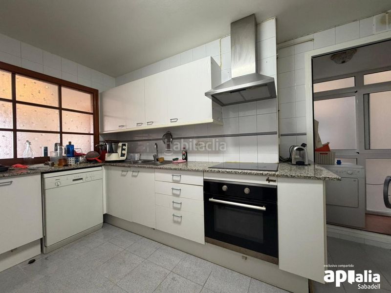 Foto ba3d7256-f249-4f12-90ea-a263f9a66dd3. Pis amb calefacció piscina a Concòrdia Sabadell