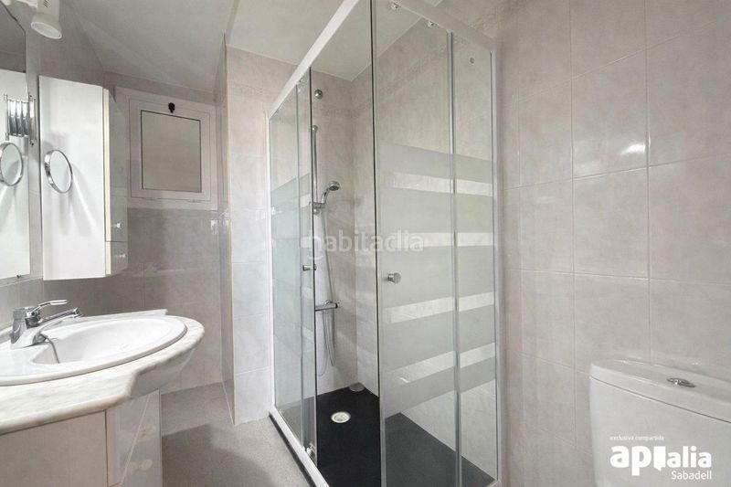 Foto ed3d3ca2-4822-48b3-894b-c7aa121f0db5. Pis amb calefacció piscina a Concòrdia Sabadell
