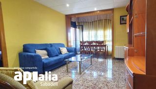 Etagenwohnung in Creu de Barber�. Piso de 4 habitaciones con ascensor y balcon en la creu de barbe