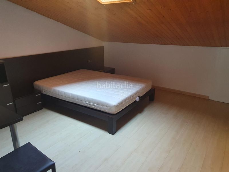 Foto 1ad881d0-bdc7-4359-acbd-cb79ea697180. Casa amb aparcament a Centre Sabadell