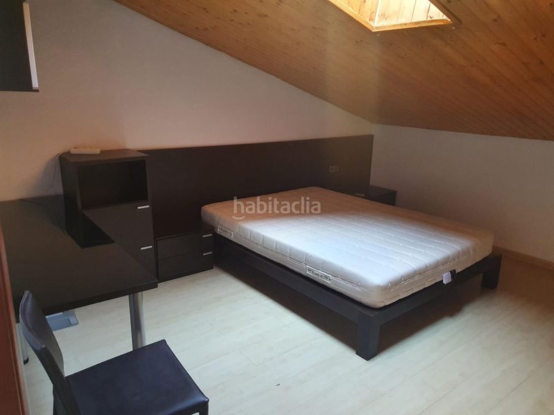 Foto 2af266d7-c0bf-4a99-9a5b-cbb850ebe158. Casa amb aparcament a Centre Sabadell