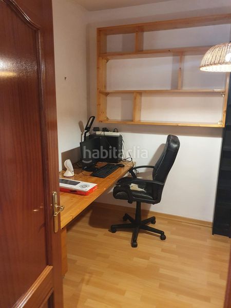 Foto 2d3444b9-b51e-40fb-90a3-49c21dc99851. Casa amb aparcament a Centre Sabadell