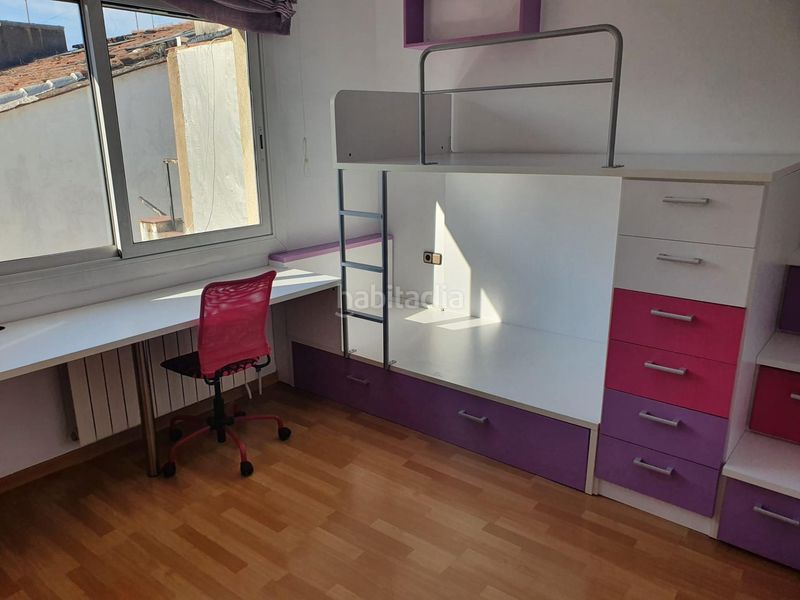 Foto 7d7df671-e16c-4e06-b787-b41632b9dd10. Casa amb aparcament a Centre Sabadell