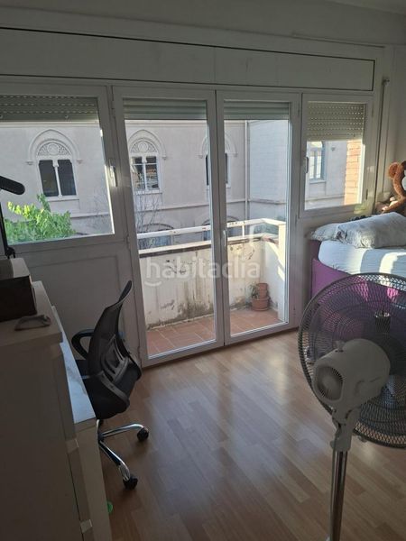 Foto 9fbdb9af-7ffa-4010-b037-45eb7ce403e4. Casa amb aparcament a Centre Sabadell