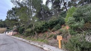 Terreno residenziale  Carrer carrer ronda del bosc. Amplio terreno con vistas en rellinars