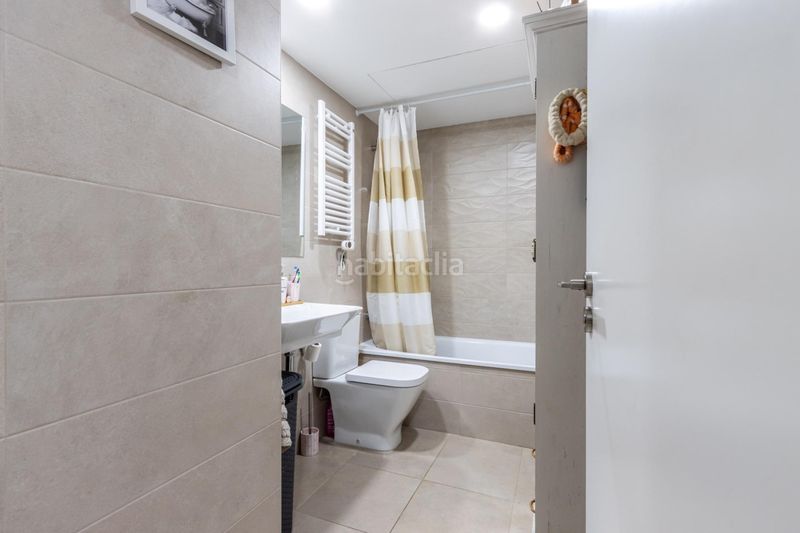 Foto ece287cd-8187-4b24-a6ed-41c755806898. Pis amb calefacció aparcament piscina a Eixample Sabadell