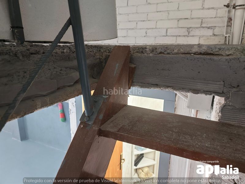 Foto 7c88b8fd-b6de-428b-8d25-ee40fbd4b7a8. Local comercial a Can Rull Sabadell