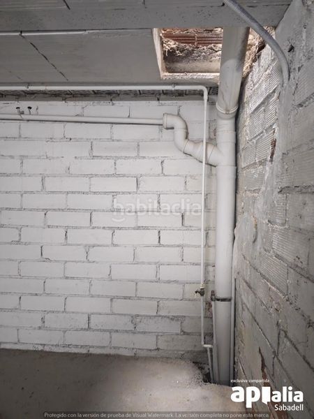 Foto c6bbd4d1-d008-4f82-8035-f78605cf834b. Local comercial a Can Rull Sabadell