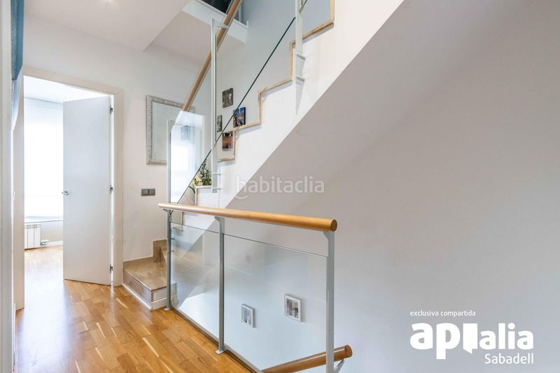 Foto bf1a4b05-826d-4fc3-bf7a-f5510ab7a384. Casa amb calefacció aparcament a Creu Alta Sabadell