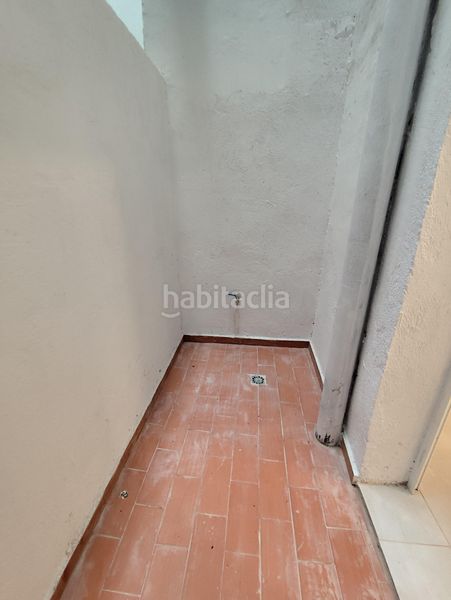 Foto ab8aaf8a-69d9-4bf6-af97-f315b5003043. Planta baixa a Eixample Sabadell