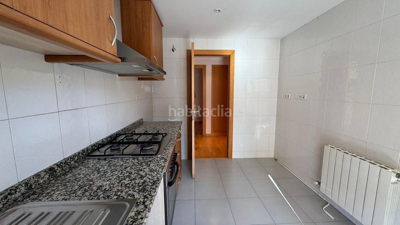 Foto 538424b9-0cdc-4da2-9b8d-71a133990c1d. Pis amb calefacció aparcament a Can Llong Sabadell