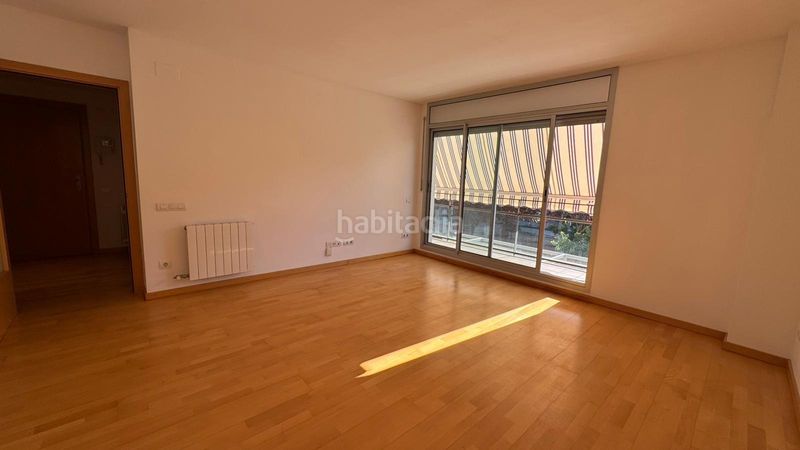 Foto c0e6ae4a-0b47-456a-a45f-dcf2e3de36c7. Pis amb calefacció aparcament a Can Llong Sabadell