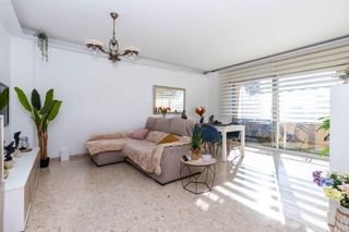 Etagenwohnung in Gr�cia. Piso de ma�ero en gr�cia