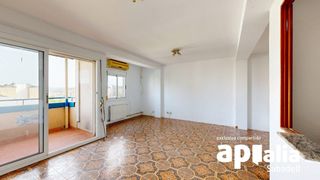 Pis a Badia del Vallès. 4 habitaciones amplio y luminoso