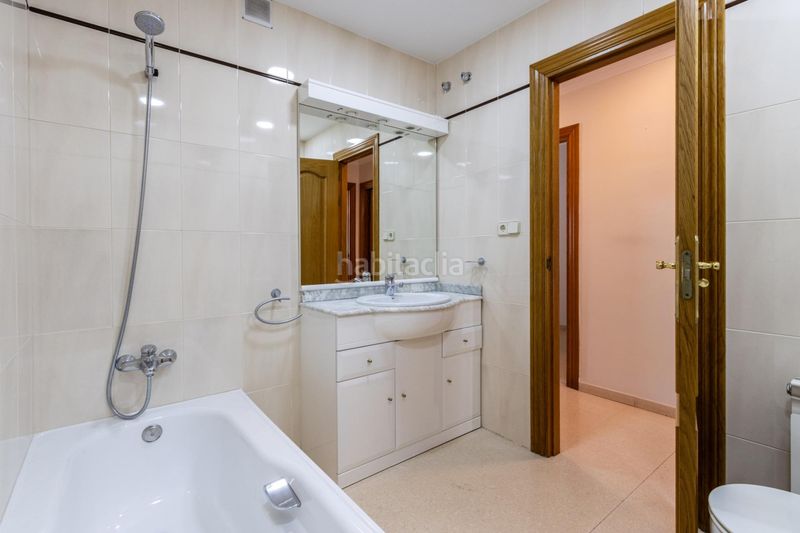 Foto 451c8c50-232f-4e80-946c-3be34e500051. Appartamento con riscaldamento parcheggio in Eixample Sabadell