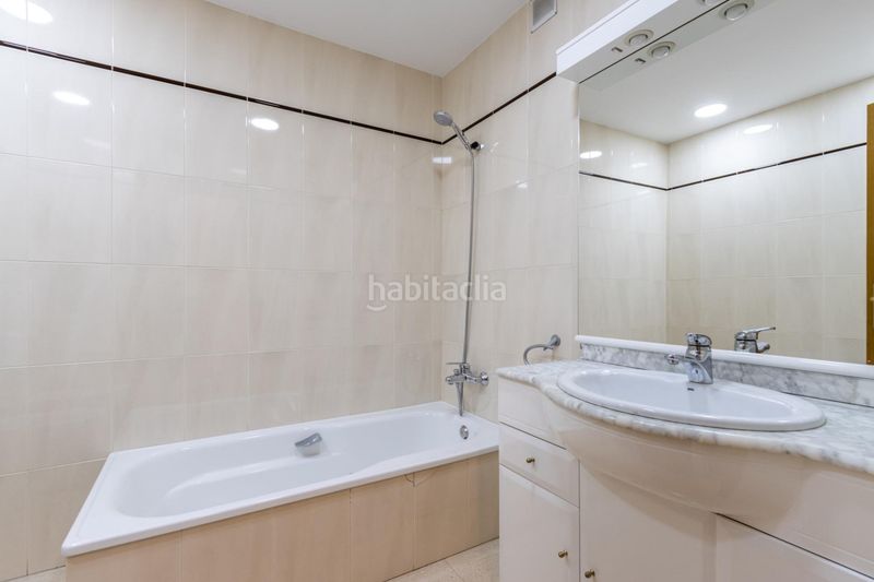 Foto a3364a68-0f06-4557-8a1c-b4b2cb49835e. Appartamento con riscaldamento parcheggio in Eixample Sabadell